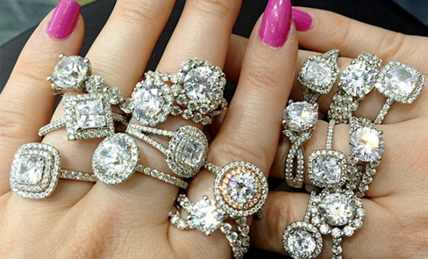 8 Engagement Ring Trends You'll See in 2022