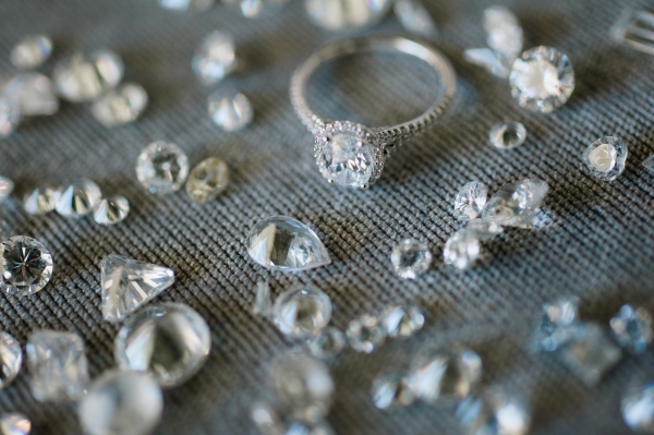 Ways to personalize your engagement ring or wedding band